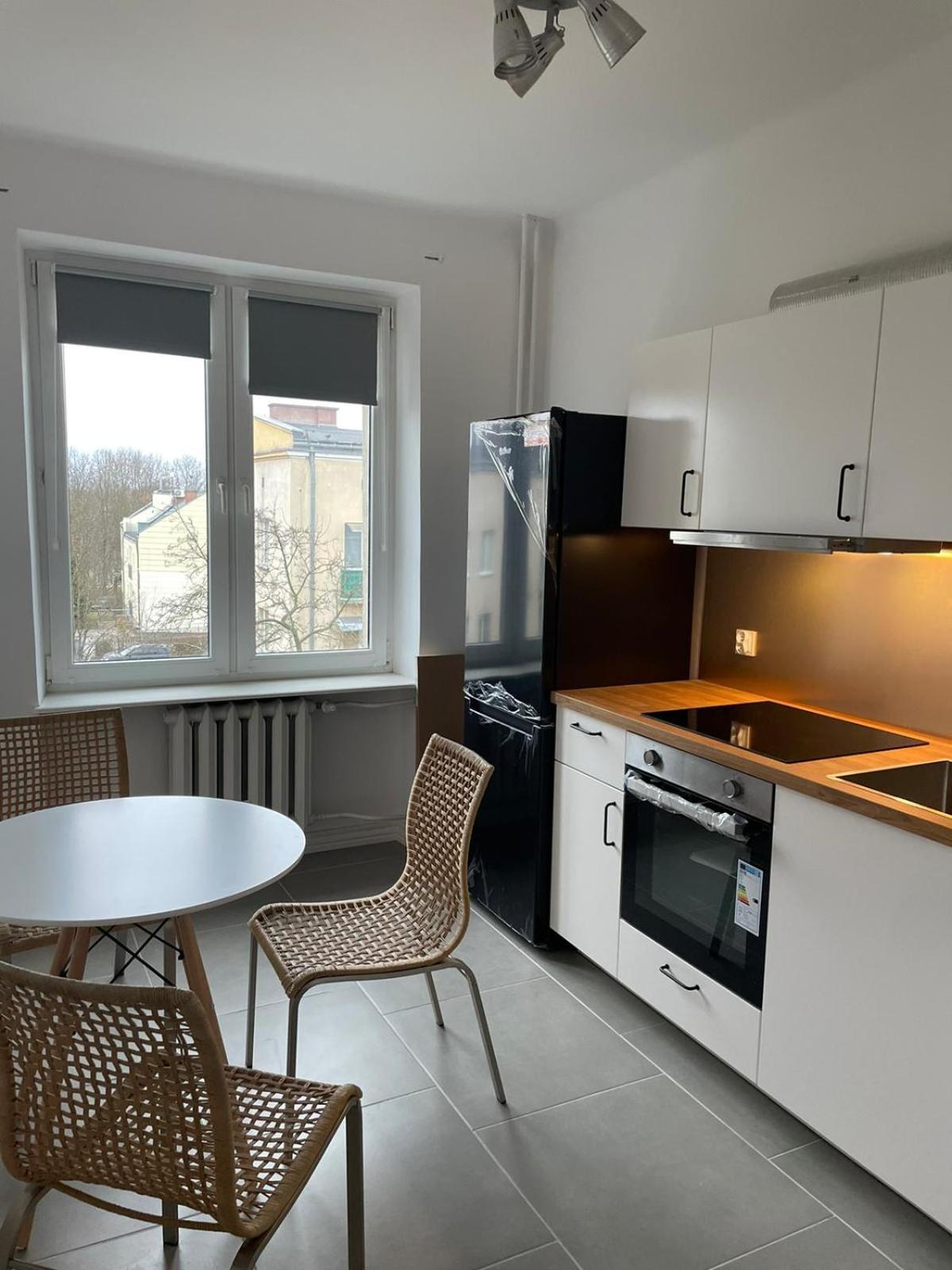 Apartament Piesza Apartment Kielce Bagian luar foto